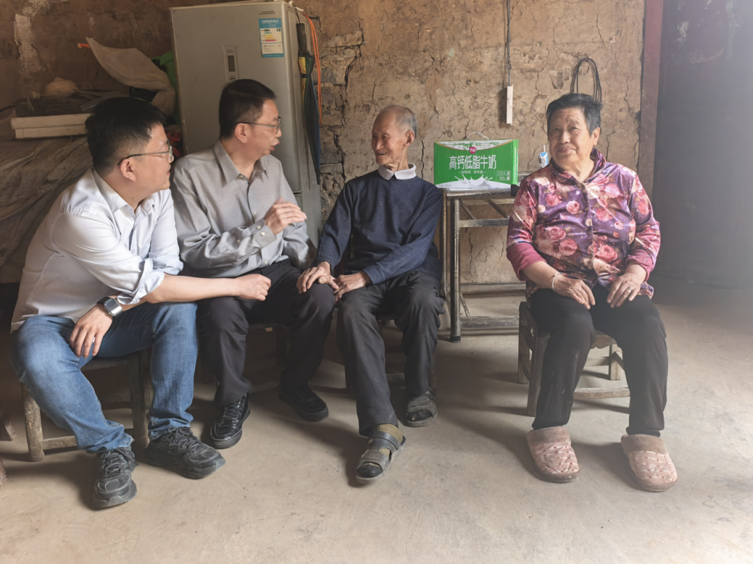 我司赴興隆鎮回龍村開展鄉村振興專題調研